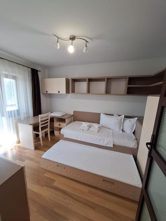 Urban George Enescu 4 Beedroom Apartment Suceava Exterior photo